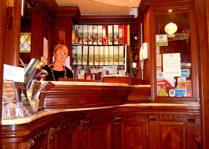 Hotel Lux Venecia