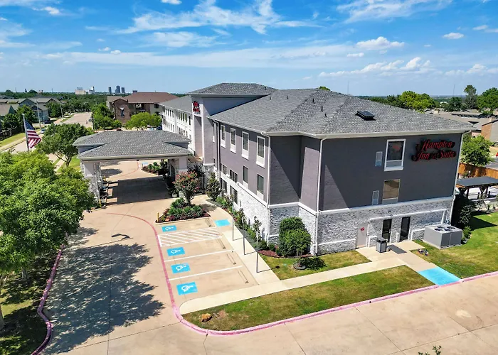 Hampton Inn & Suites Denton