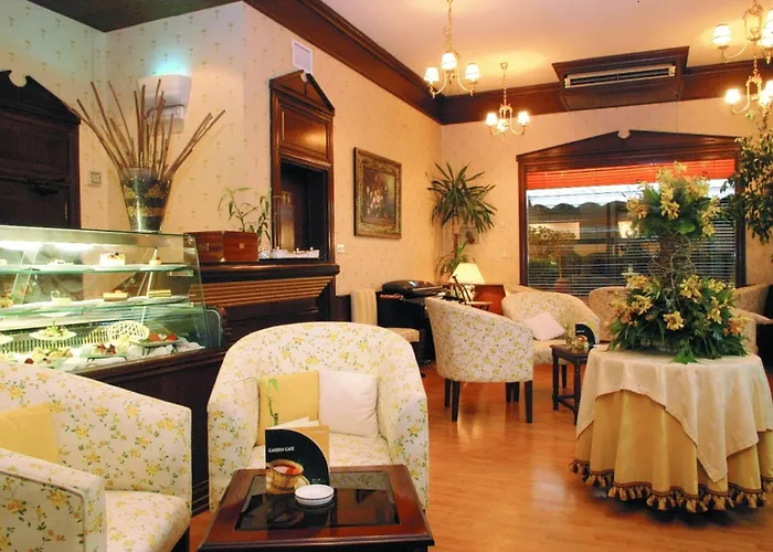 Le Royal Hotel