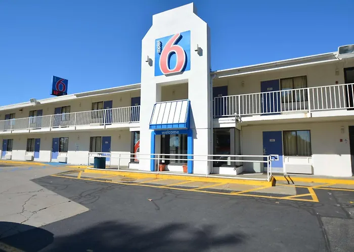Motel 6-Chicopee, Ma - Springfield