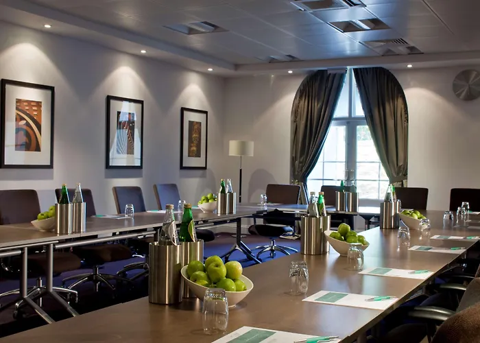 De Vere Wokefield Estate Reading