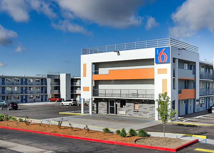 Motel 6- Denver, Co Downtown