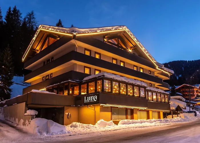 Luna Wellness Hotel