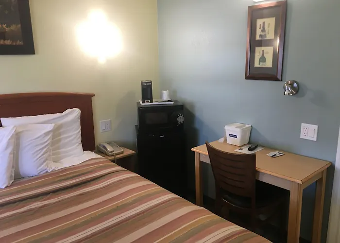 Travelodge By Wyndham Fairfield/Napa Valley