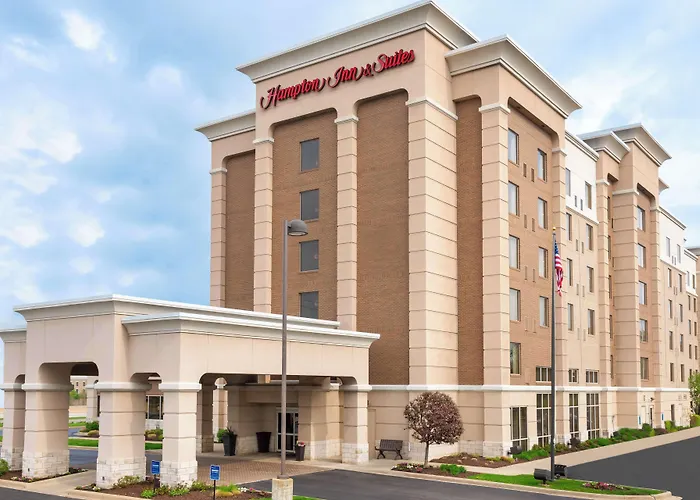 Hampton Inn & Suites Cleveland-Beachwood