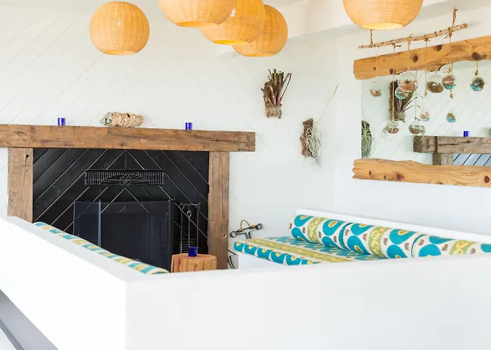 Cambria Beach Lodge