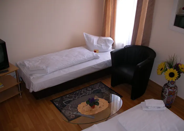 Hotel Garni Djaran Offenbach am Main