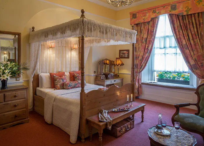 Dingle Benners Hotel