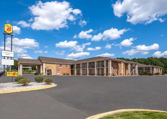 Super 8 By Wyndham Covington Hotel