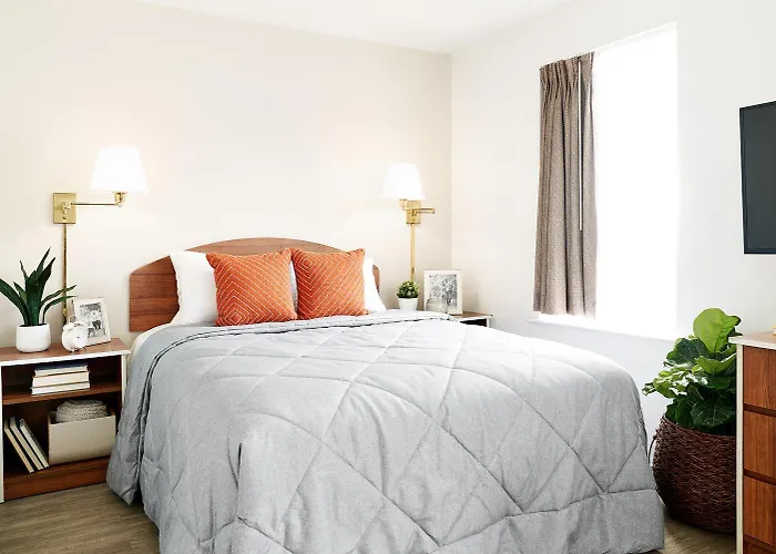Intown Suites Extended Stay New Orleans La - Metairie