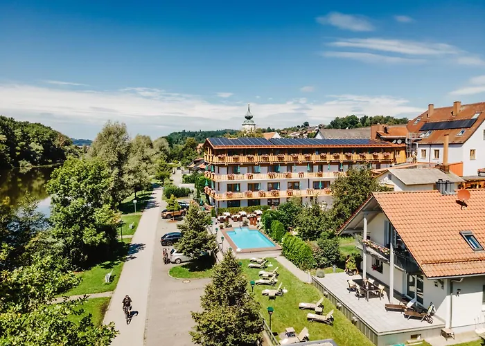 Hotel Zum Goldenen Anker mit Hallenbad Windorf 