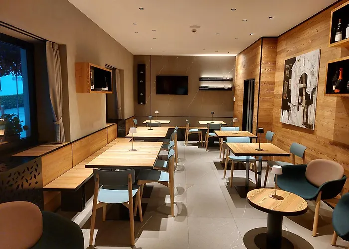 Hotel Ferrari Castione della Presolana