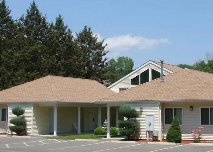 Rocky River Inn New Milford