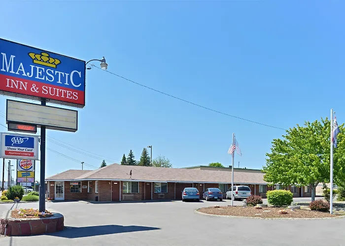 Majestic Inn & Suites