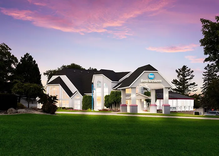 Best Western Harbour Pointe Lakefront Saint Ignace