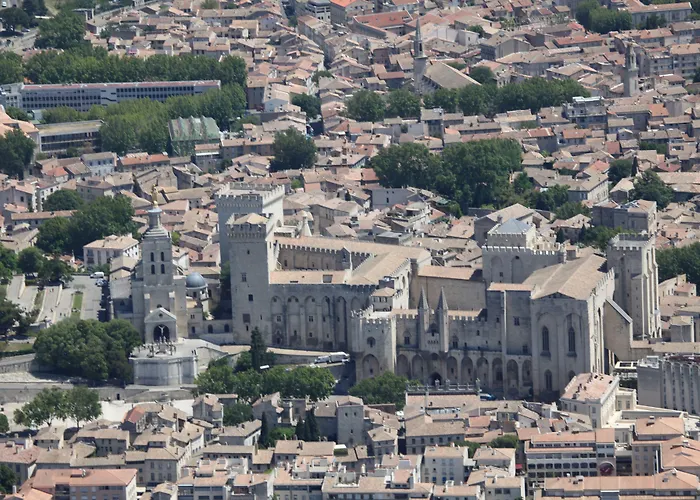 Kyriad Avignon - Palais Des Papes