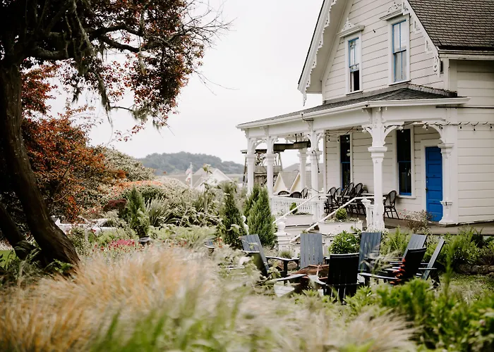 Maccallum House Inn