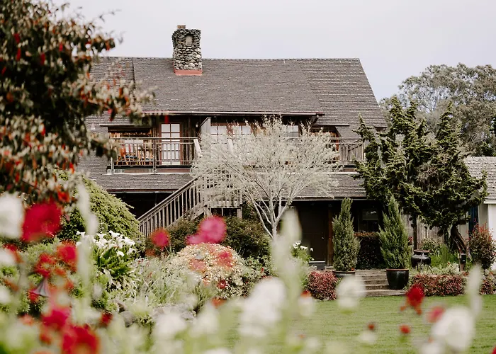 Maccallum House Inn