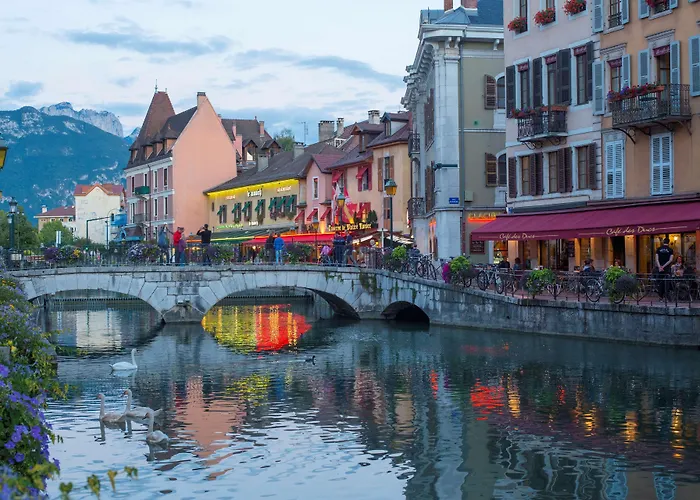 Hotel Campanile Annecy Centre - Gare