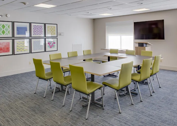 Holiday Inn Express Hotel & Suites Chickasha By Ihg