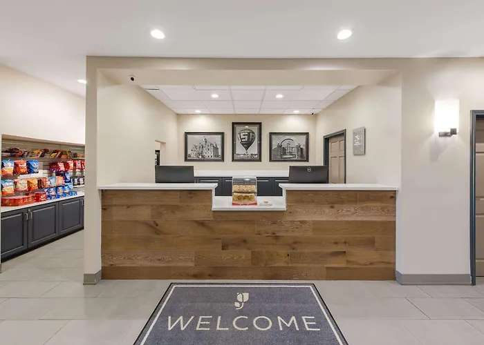 Country Inn & Suites By Radisson, Findlay, Oh
