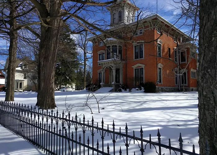 Rosemont Inn Utica