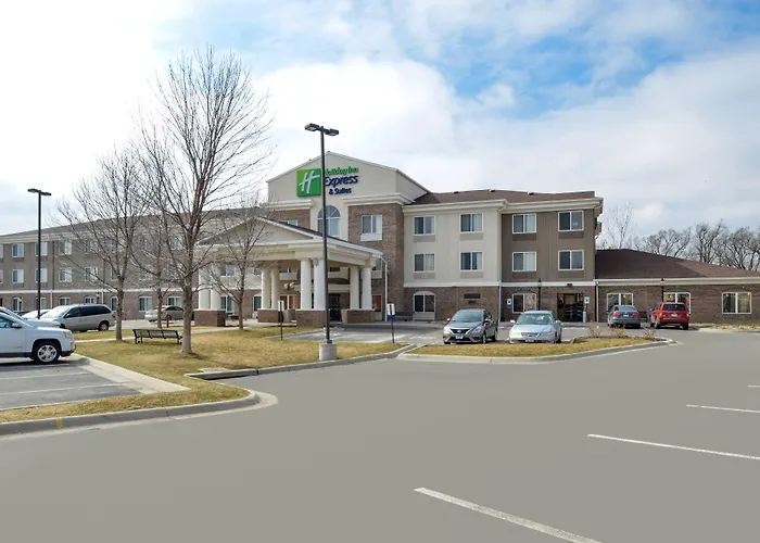 Holiday Inn Express Hotel & Suites Omaha West By Ihg