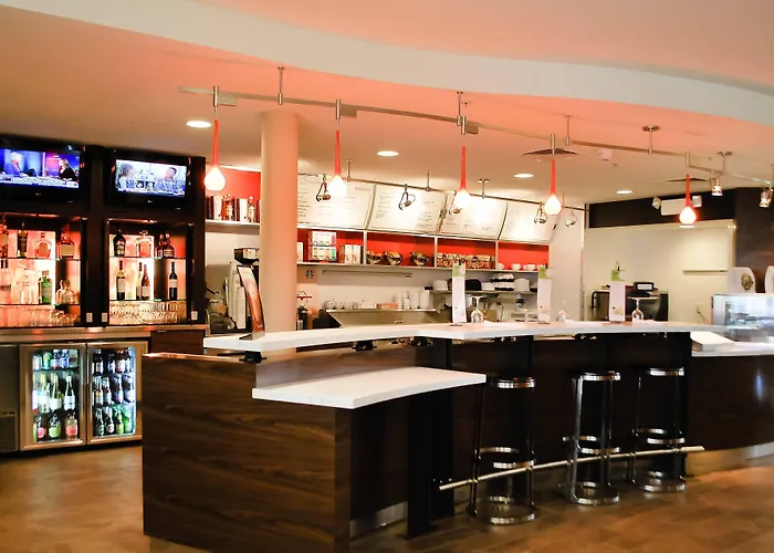 Courtyard By Marriott Salina Hotel