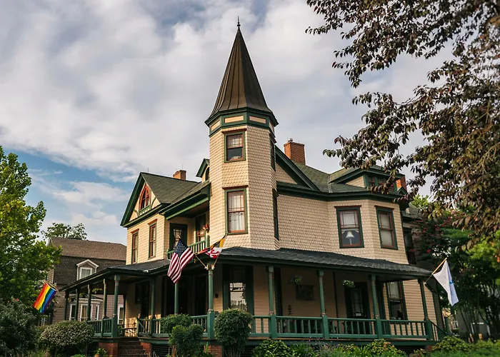 Hummingbird Inn Easton