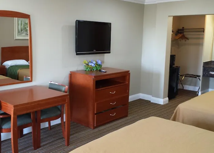 Regency Hotel - Moreno Valley