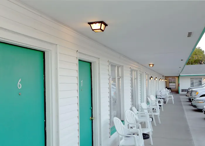 Town House Motel