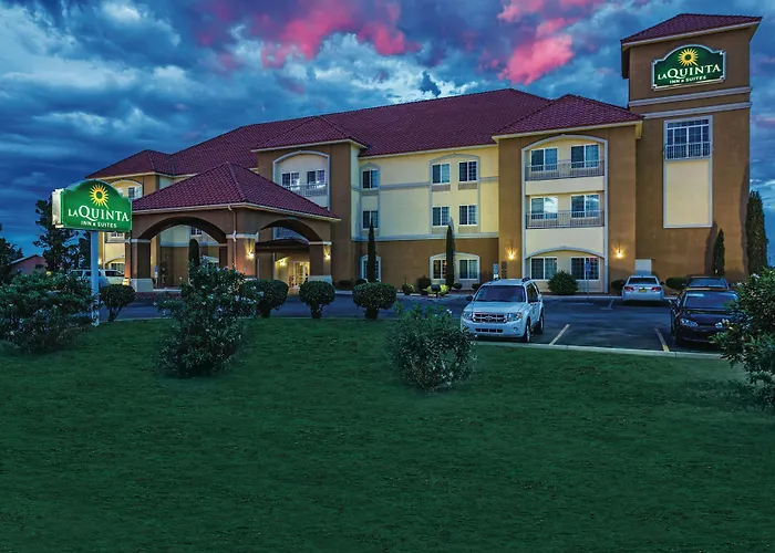 La Quinta By Wyndham Deming Hotel