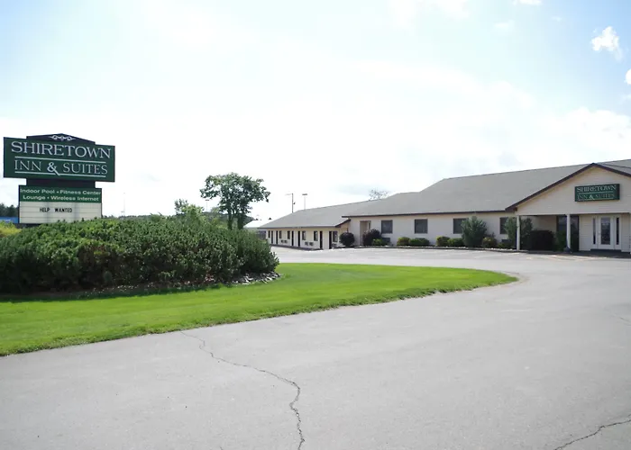 Shiretown Inn & Suites Houlton