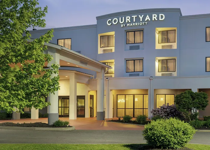 Courtyard By Marriott Kingston