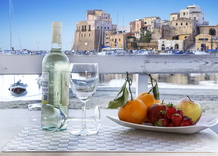 Hotel Cala Marina