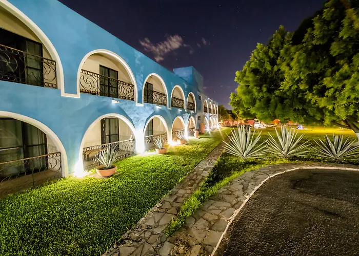 Hacienda Inn Aeropuerto
