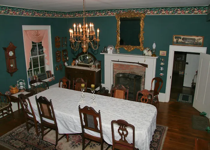 Hall Place Bed & Breakfast