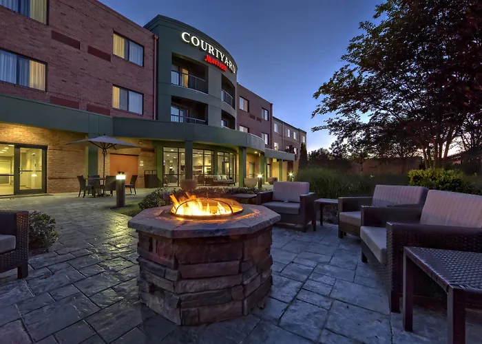 Courtyard By Marriott Memphis Southaven