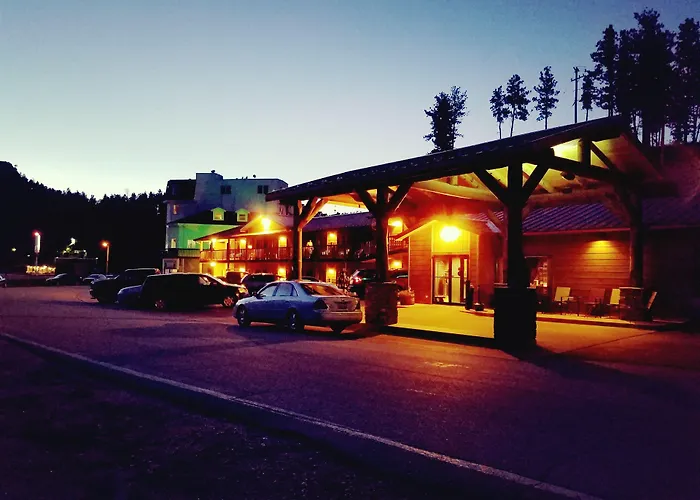 Rushmore Express & Suites