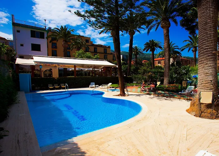 Hotel Eden
