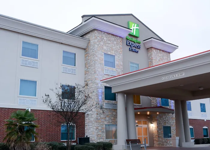 Holiday Inn Express Hotel & Suites New Boston By Ihg