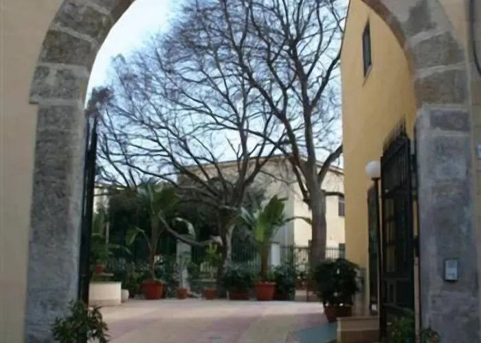 Hotel D'Orleans