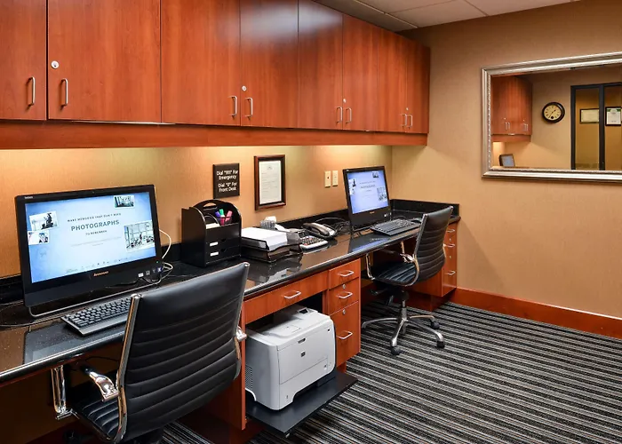 Hampton Inn & Suites Tacoma