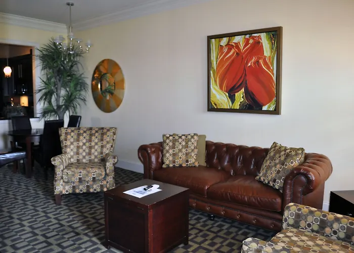 Carriage House Hotel Lafayette