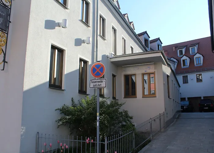 Living & Serviced Apartments By Blauer Wolf