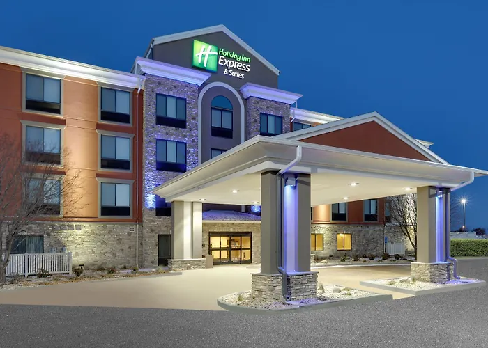 Holiday Inn Express & Suites Mitchell By Ihg