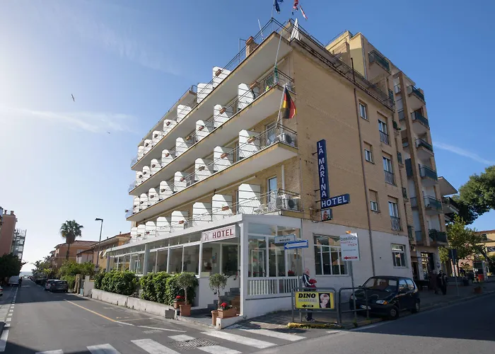 Hotel Ristorante La Marina San Bartolomeo Al Mare