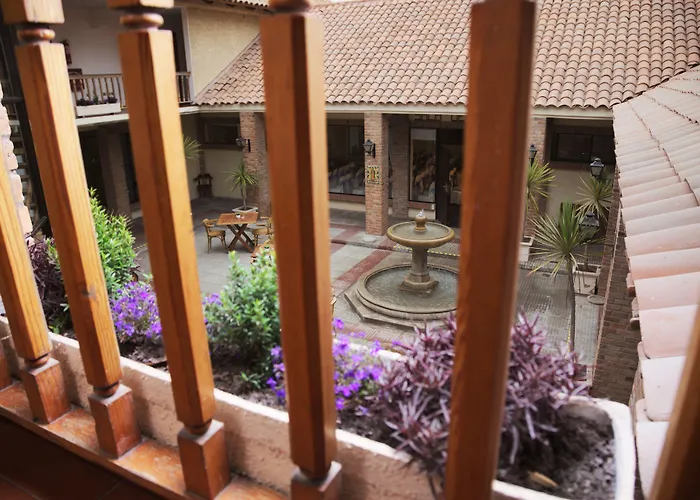 Hotel Y Cabanas Campanario