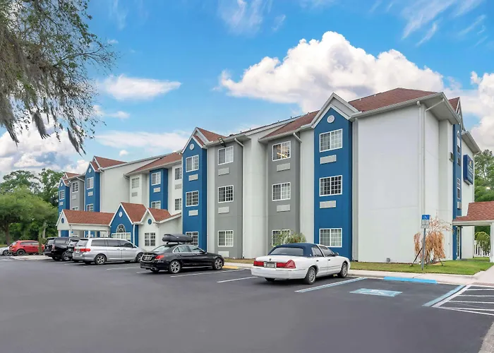 Microtel Inn & Suites By Wyndham Brooksville