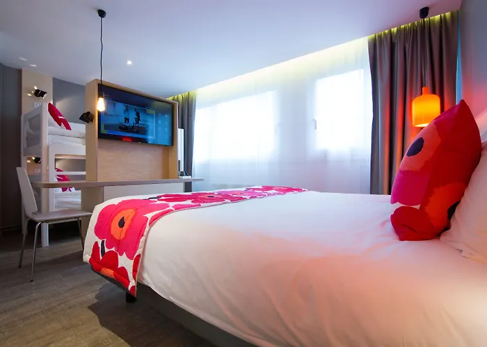 Hotel La Regence à Courbevoie